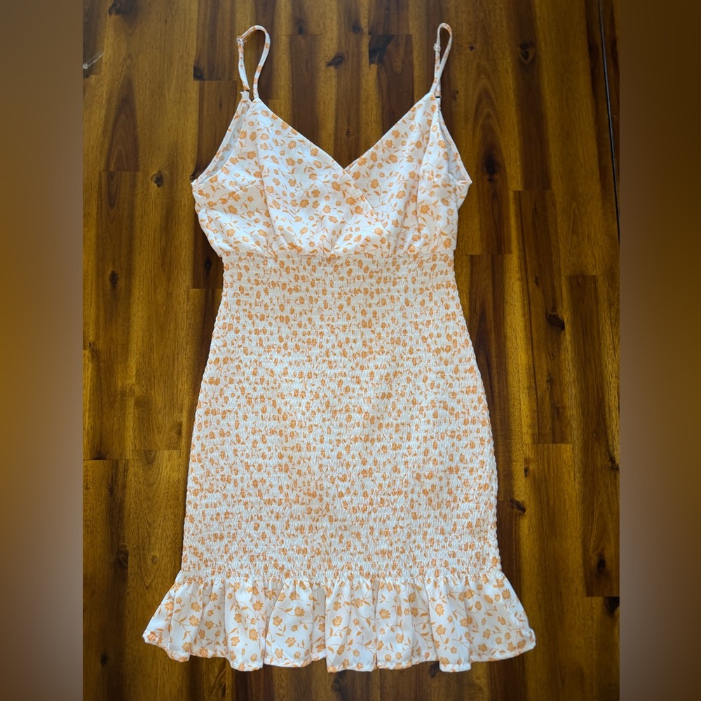 NWOT Love Tree White & Orange Floral Sleeveless Smocked Mini Dress